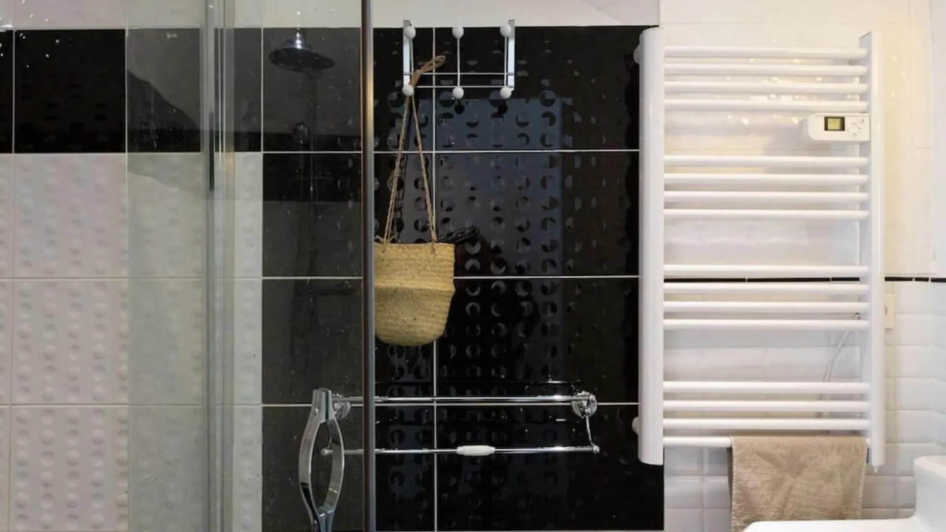 Apartment Gerorges Clemenceau By Halldis Cannes